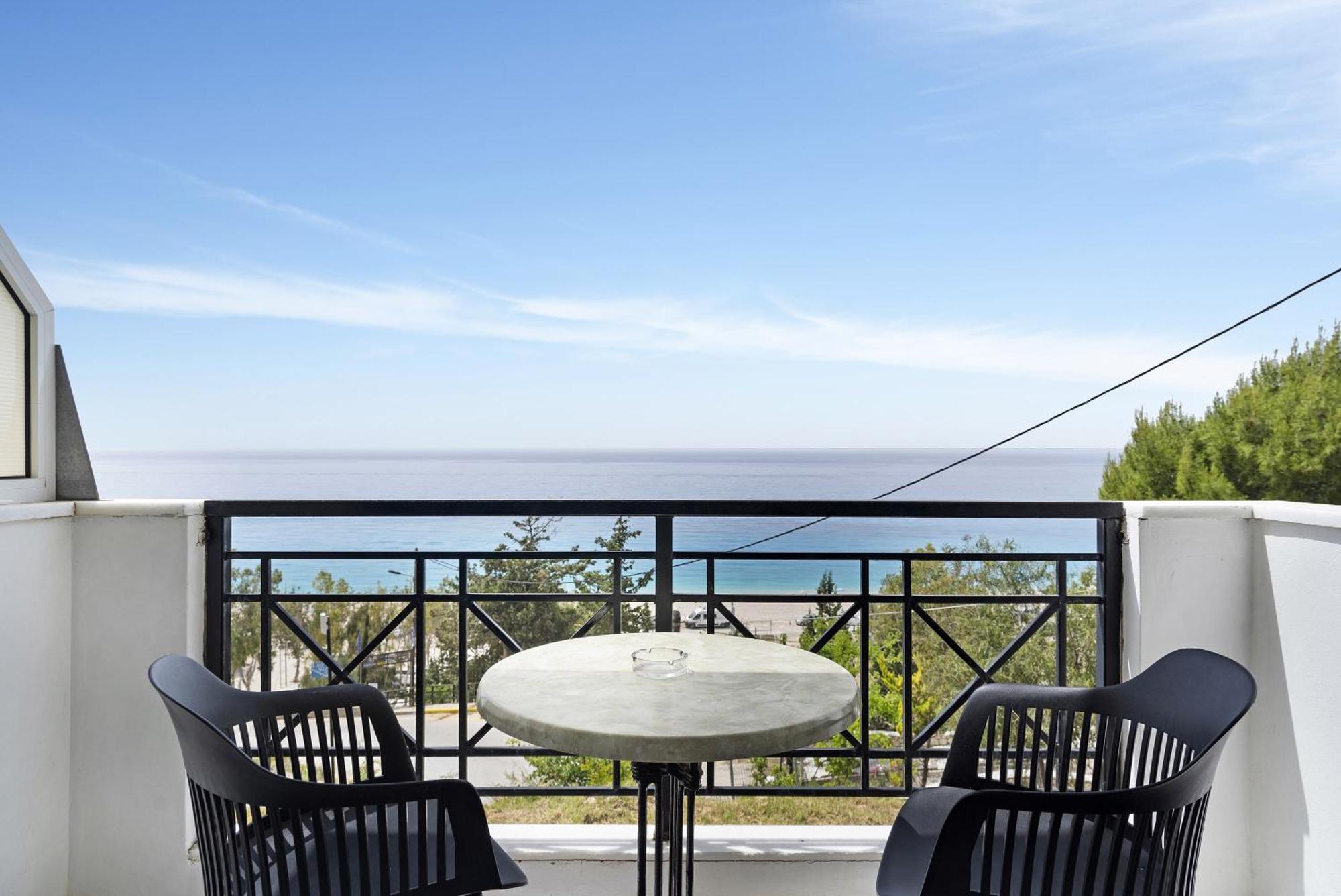 Sunset Premium Studio B Agios Nikitas Exterior photo