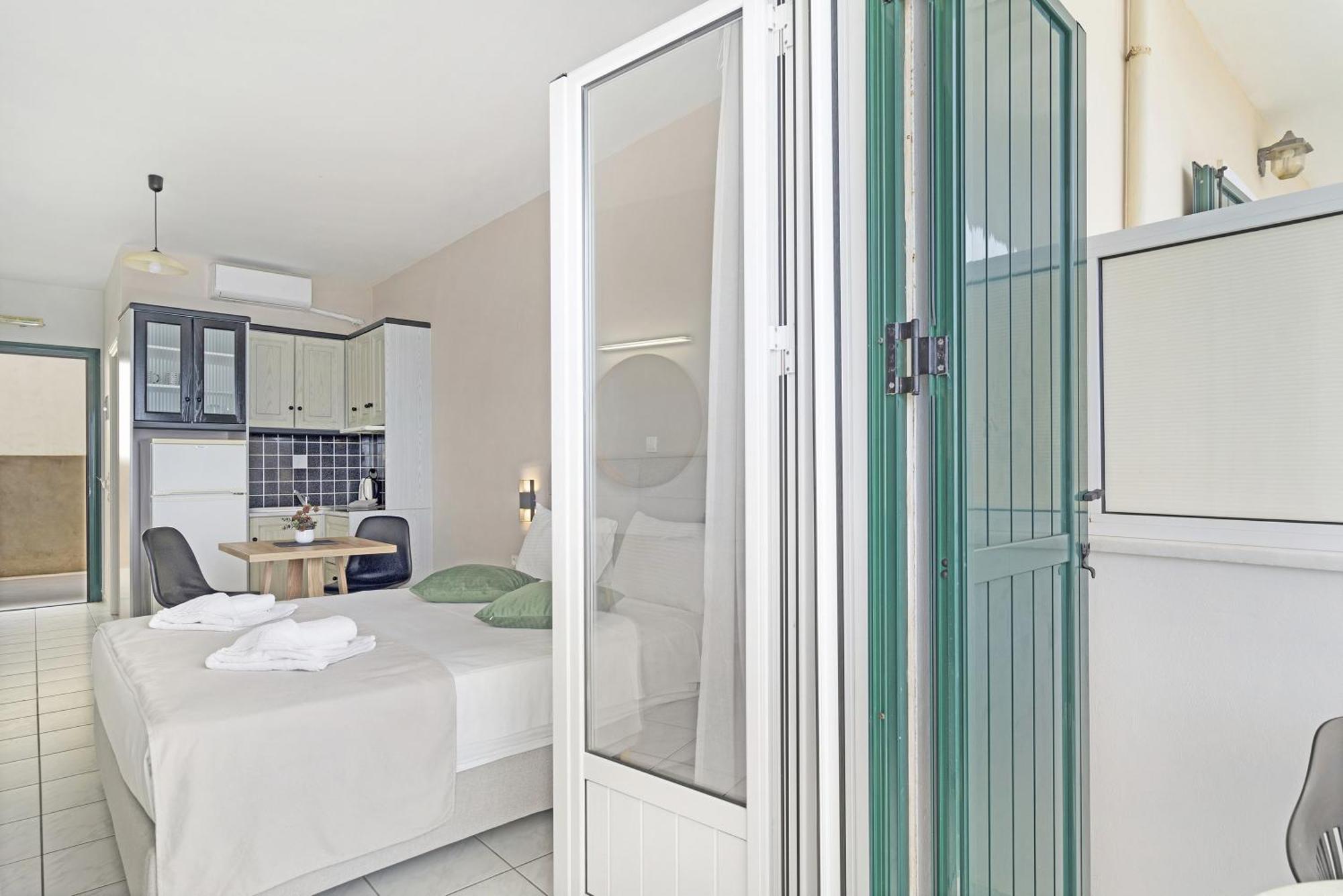 Sunset Premium Studio B Agios Nikitas Room photo