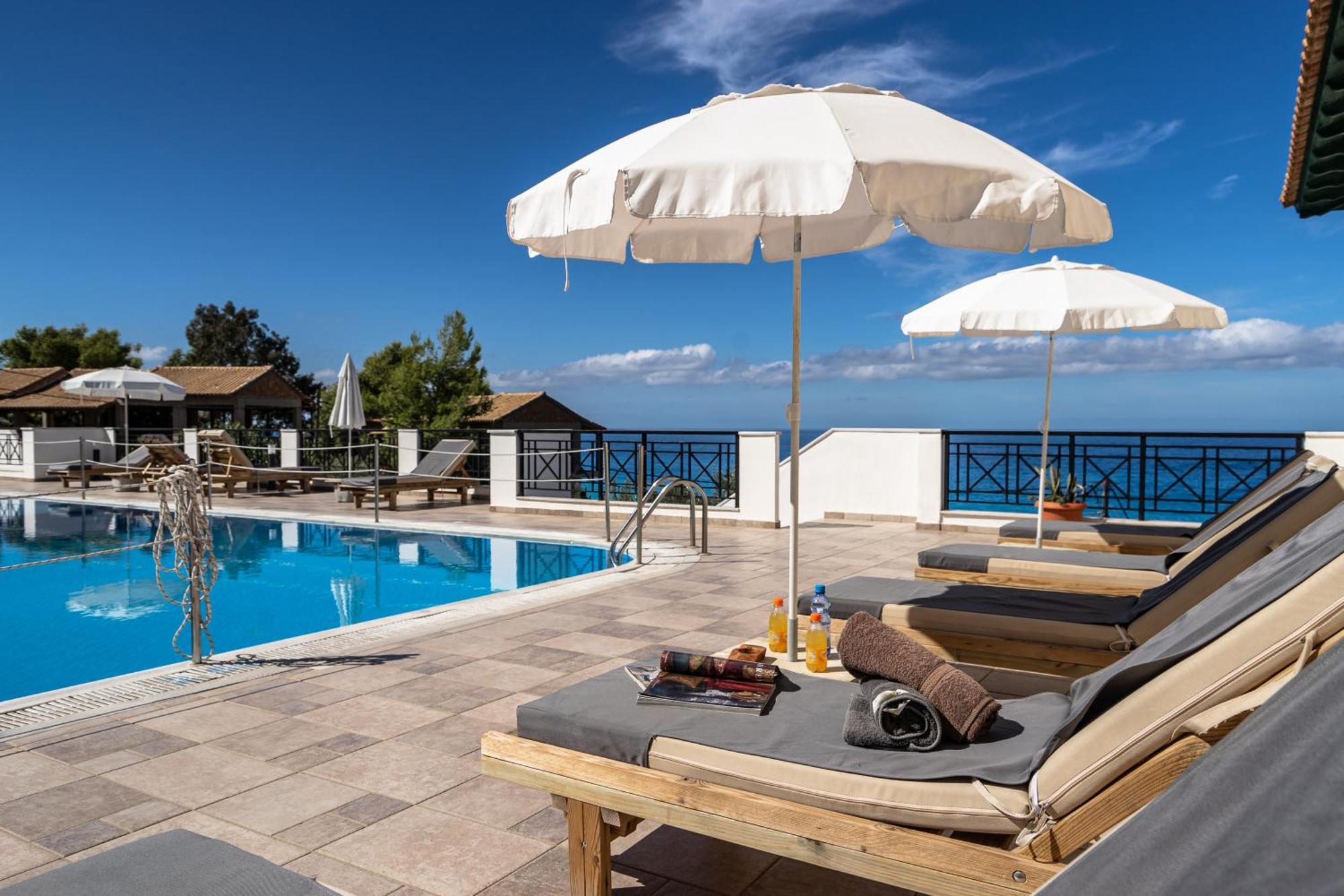 Sunset Premium Studio B Agios Nikitas Exterior photo