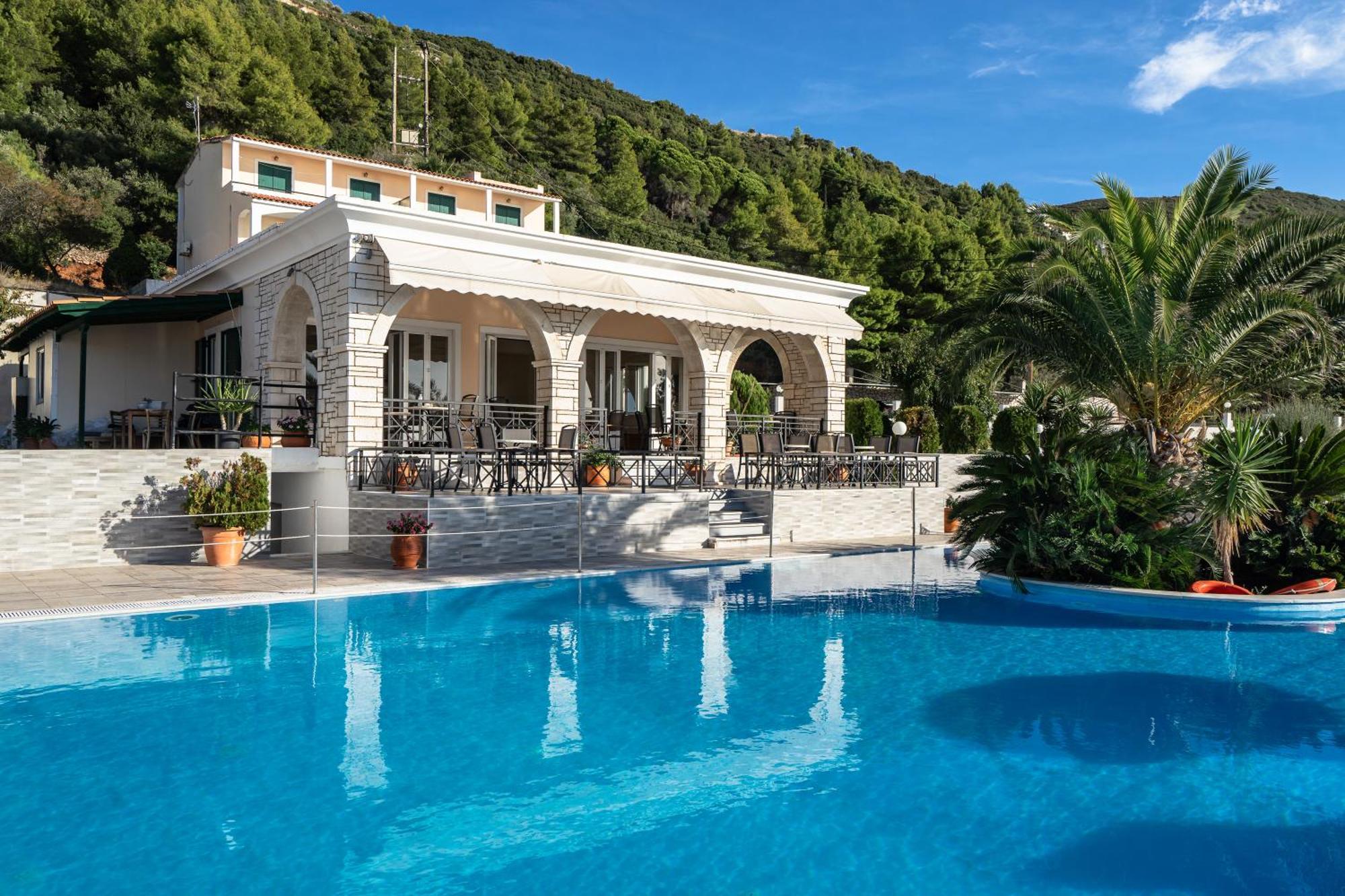 Sunset Premium Studio B Agios Nikitas Exterior photo