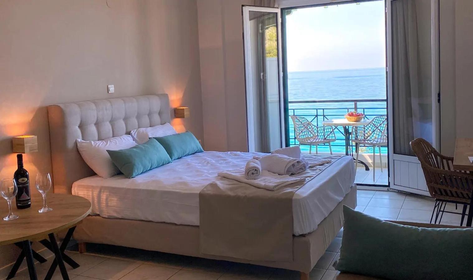 Sunset Premium Studio B Agios Nikitas Exterior photo